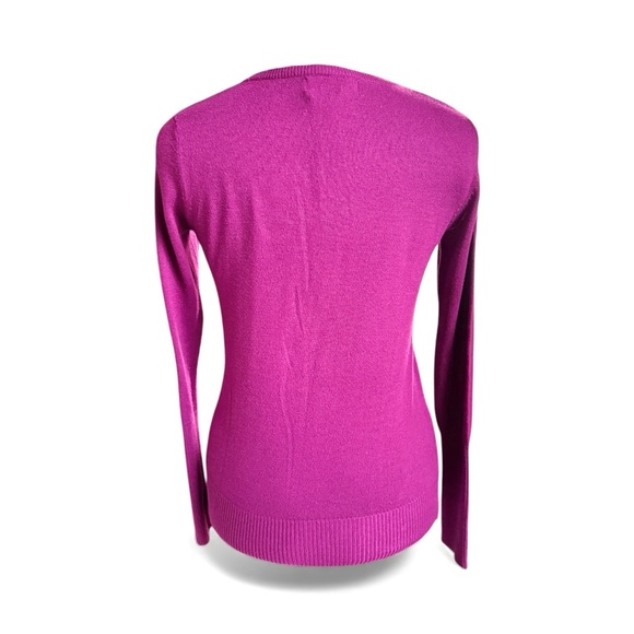 Target Women's V-Neck Sweater in Bold Fuchsia - Picture 4 of 7